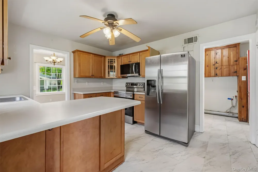 107 E Cedar Street Poughkeepsie, NY 12601