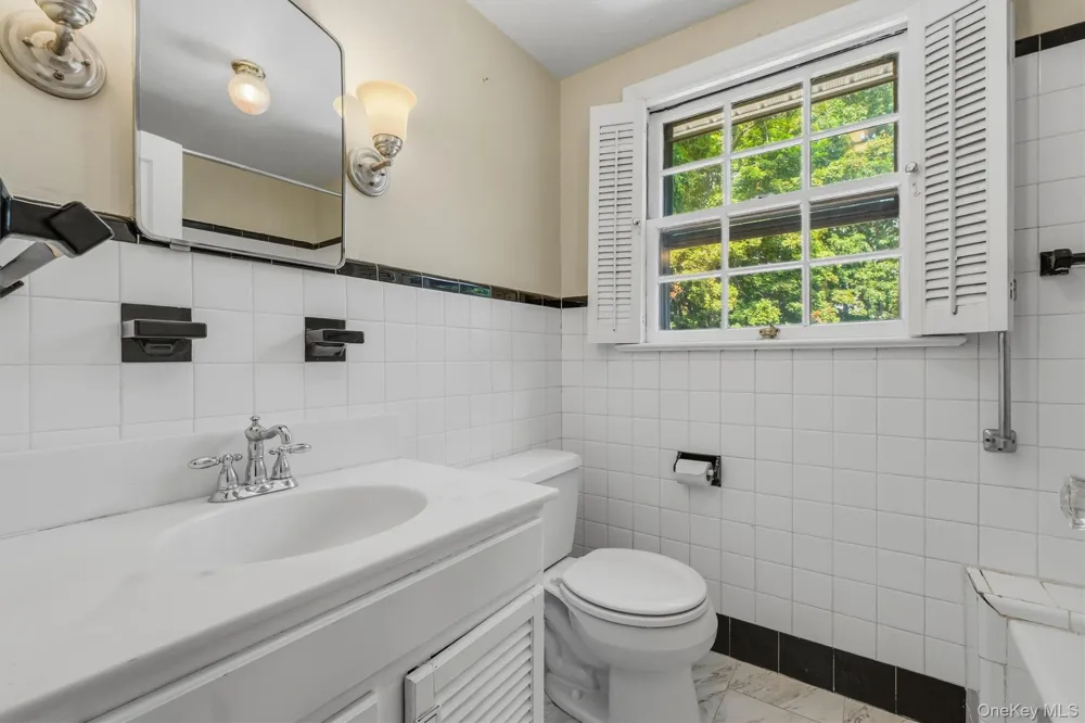 107 E Cedar Street Poughkeepsie, NY 12601