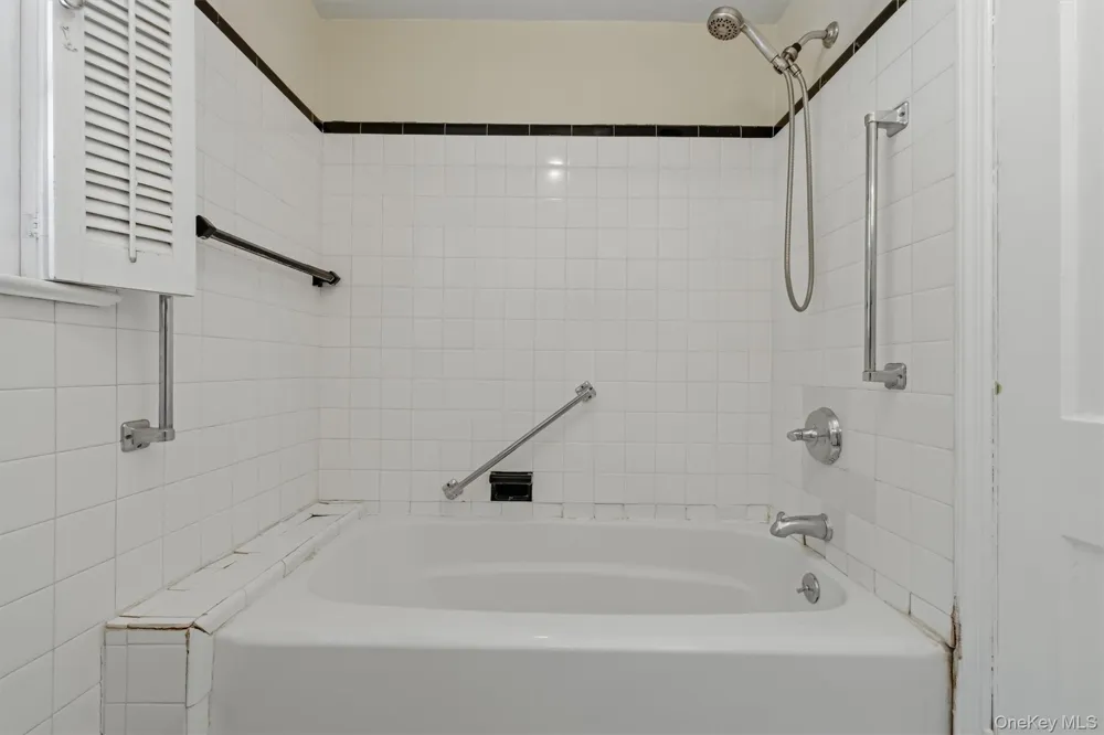 107 E Cedar Street Poughkeepsie, NY 12601