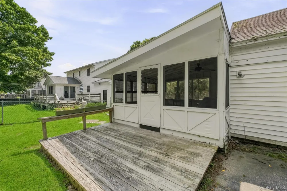 107 E Cedar Street Poughkeepsie, NY 12601