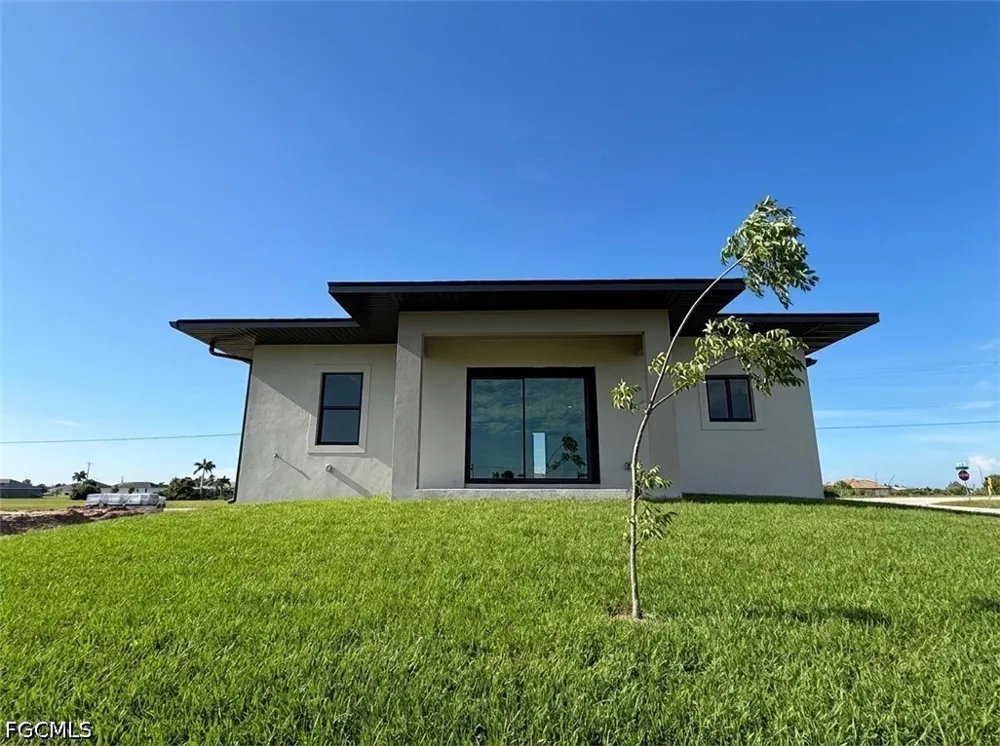 Caloosa Parkway Cape Coral, FL 33993