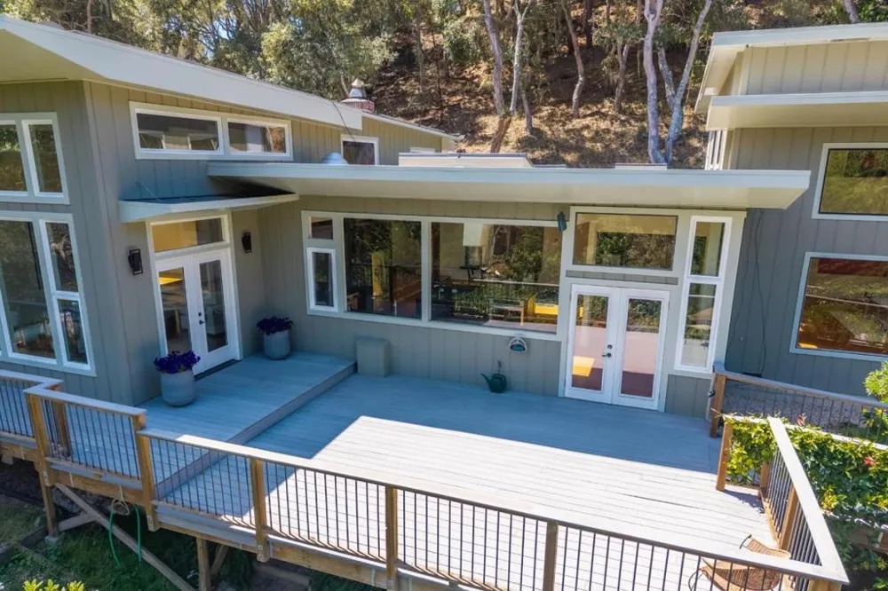 568 Aguajito Road Carmel, CA 93923