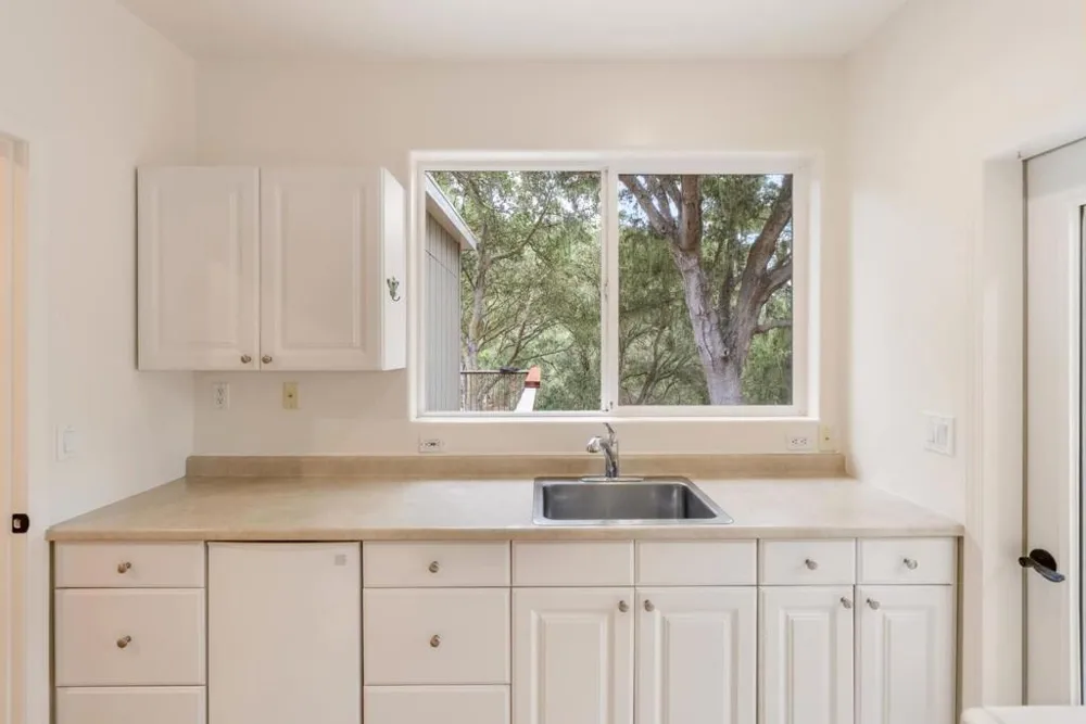 568 Aguajito Road Carmel, CA 93923