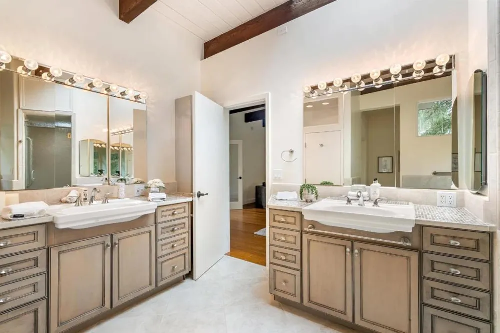 568 Aguajito Road Carmel, CA 93923