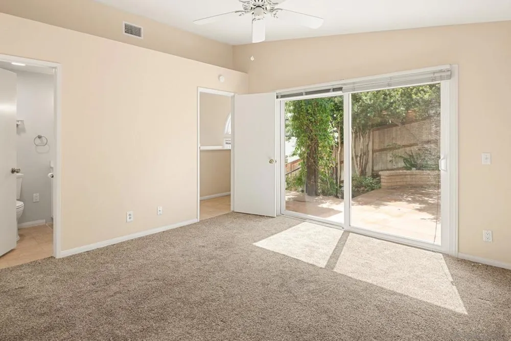 3866 Murray Hill Rd La Mesa, CA 91941