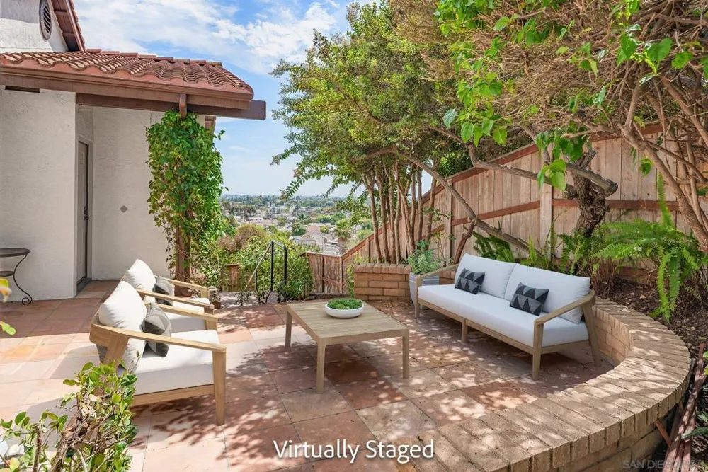 3866 Murray Hill Rd La Mesa, CA 91941