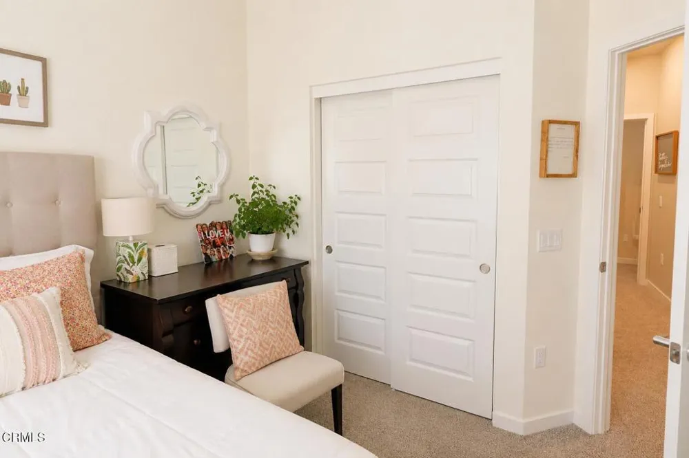 571 Via Chelsea Camarillo, CA 93012