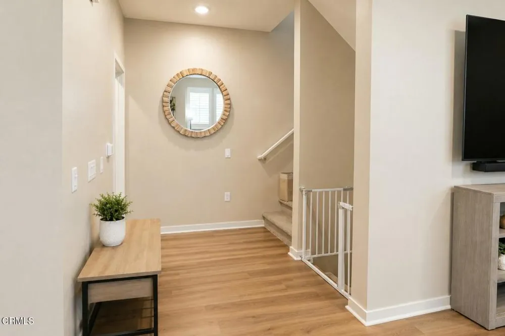 571 Via Chelsea Camarillo, CA 93012