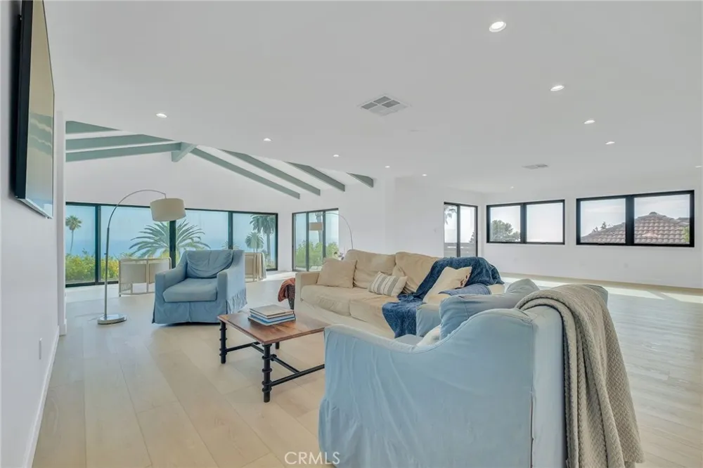 7404 Via Lorado Rancho Palos Verdes, CA 90275