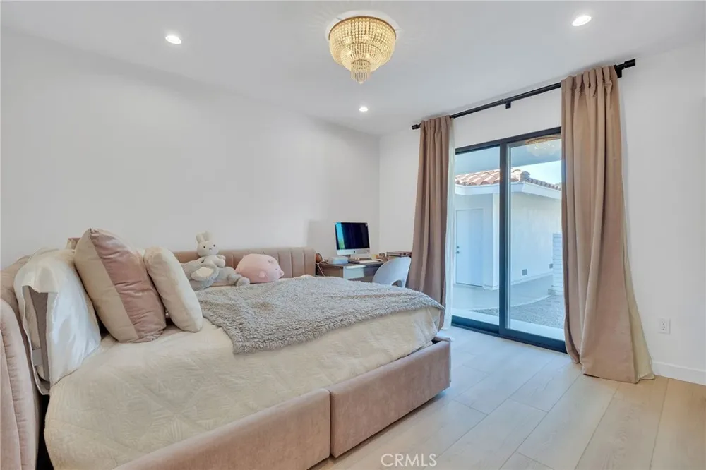 7404 Via Lorado Rancho Palos Verdes, CA 90275