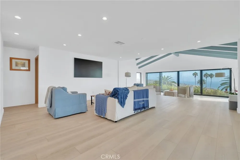 7404 Via Lorado Rancho Palos Verdes, CA 90275