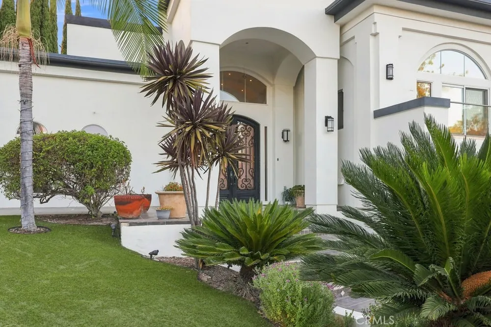 2259 Camino Rey Fullerton, CA 92833