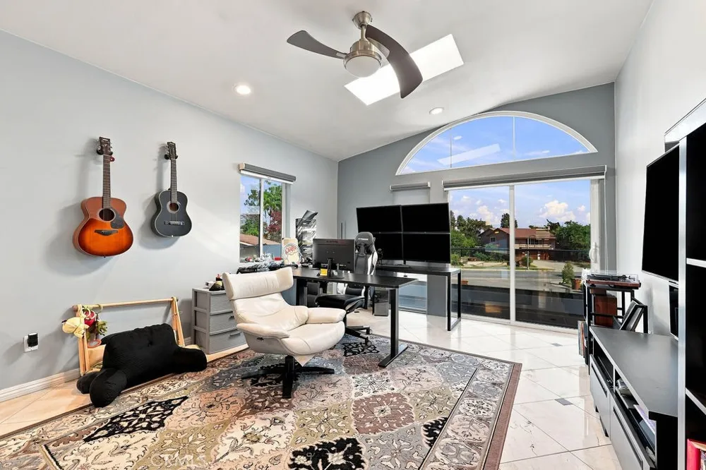 2259 Camino Rey Fullerton, CA 92833