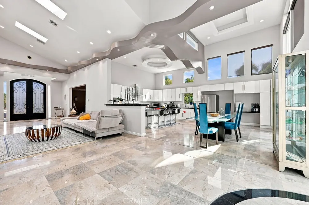 2259 Camino Rey Fullerton, CA 92833