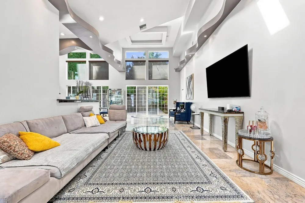 2259 Camino Rey Fullerton, CA 92833