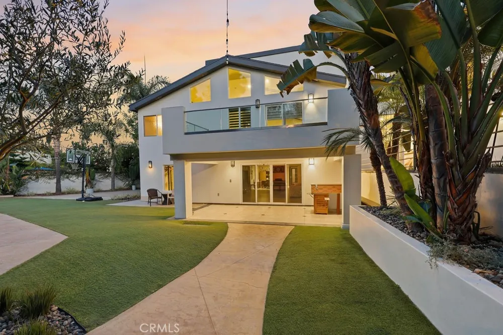 2259 Camino Rey Fullerton, CA 92833