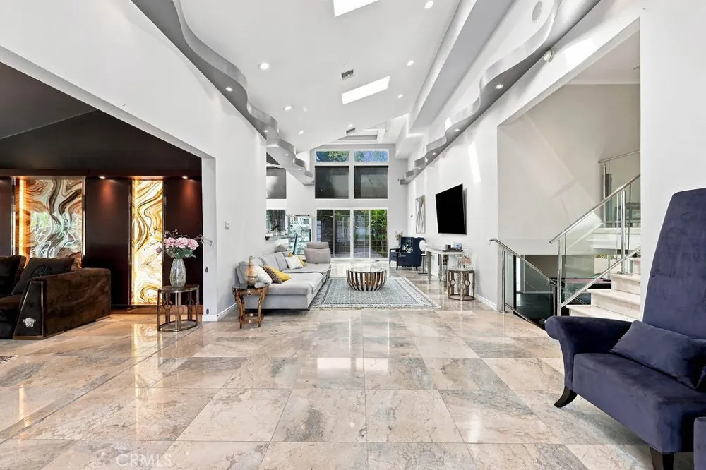 2259 Camino Rey Fullerton, CA 92833