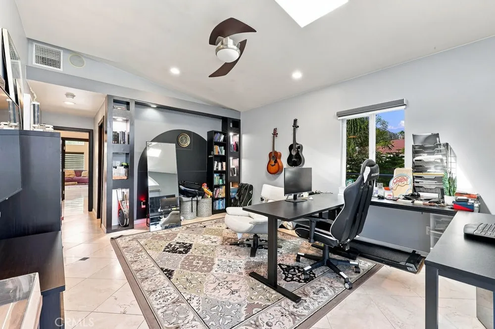 2259 Camino Rey Fullerton, CA 92833