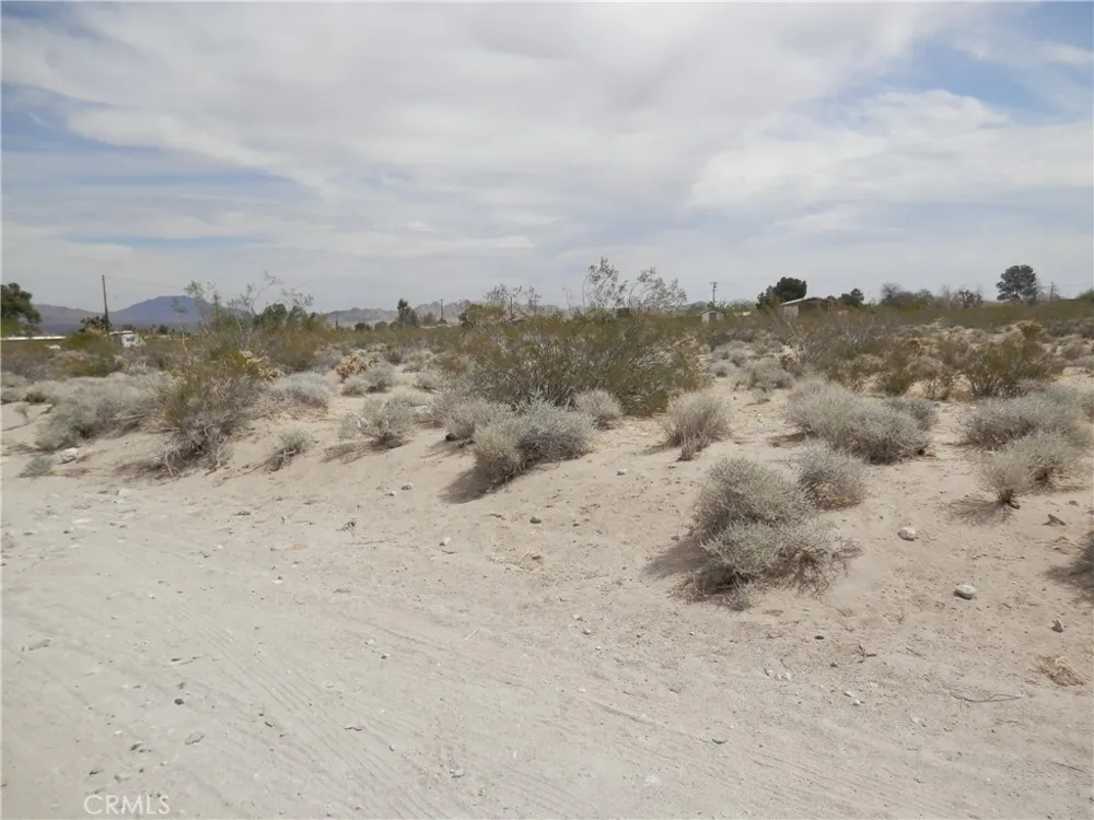 Santa Fe Trail Lucerne Valley, CA 92356
