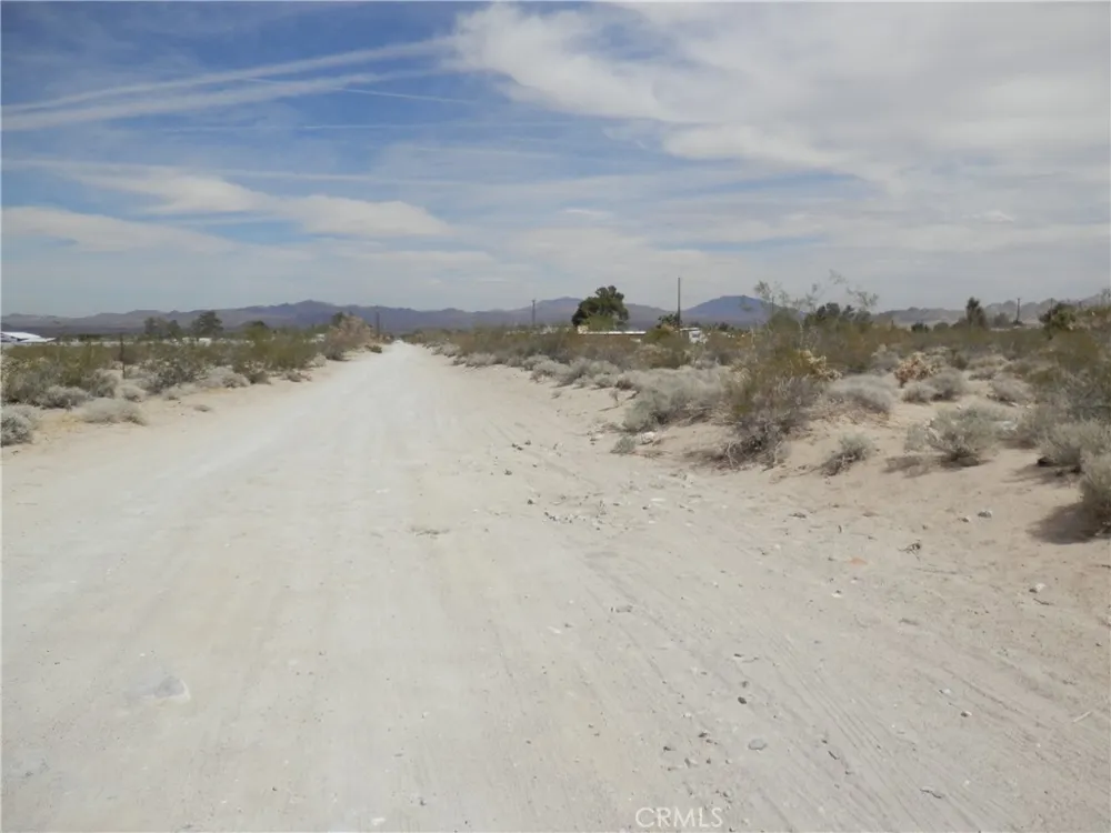 Santa Fe Trail Lucerne Valley, CA 92356