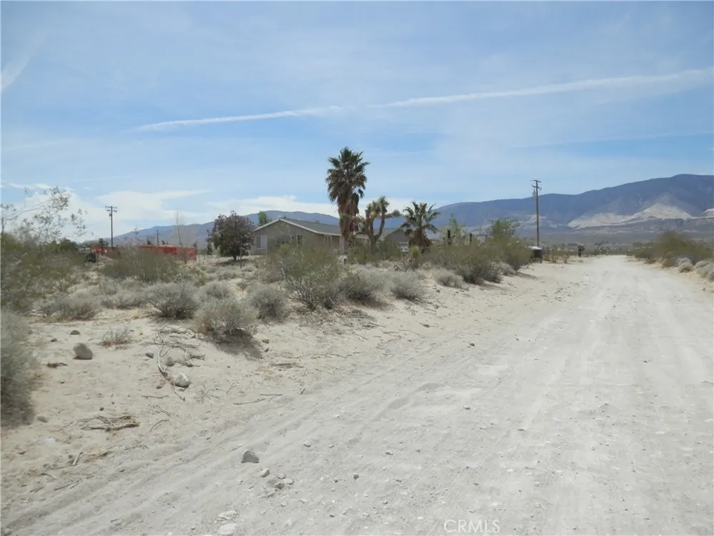 Santa Fe Trail Lucerne Valley, CA 92356