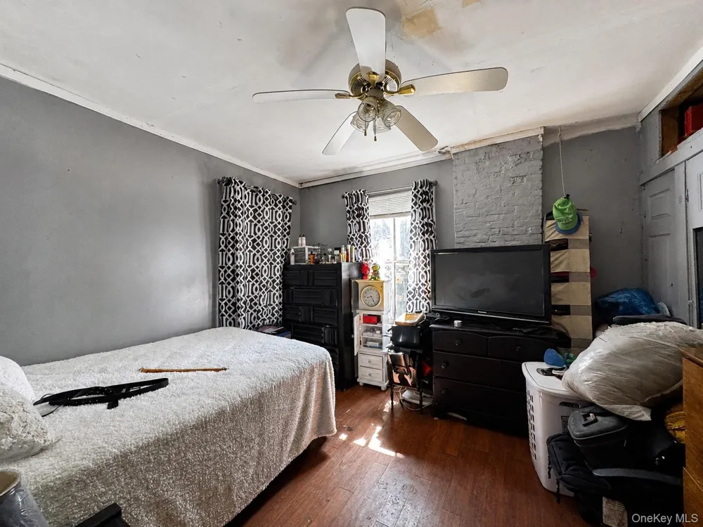 38 Division Street Catskill, NY 12414