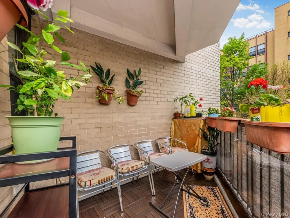 1874 Pelham Parkway S #2P Bronx, NY 10461