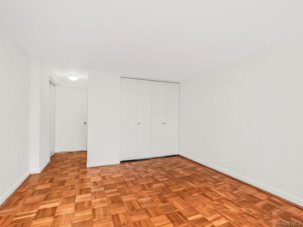 1874 Pelham Parkway S #2P Bronx, NY 10461