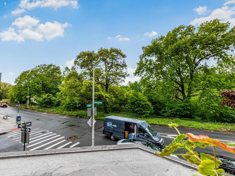 1874 Pelham Parkway S #2P Bronx, NY 10461