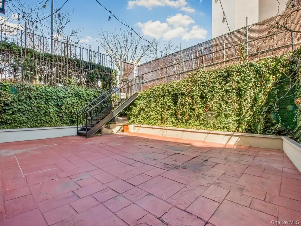 1874 Pelham Parkway S #2P Bronx, NY 10461