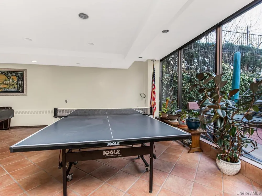 1874 Pelham Parkway S #2P Bronx, NY 10461