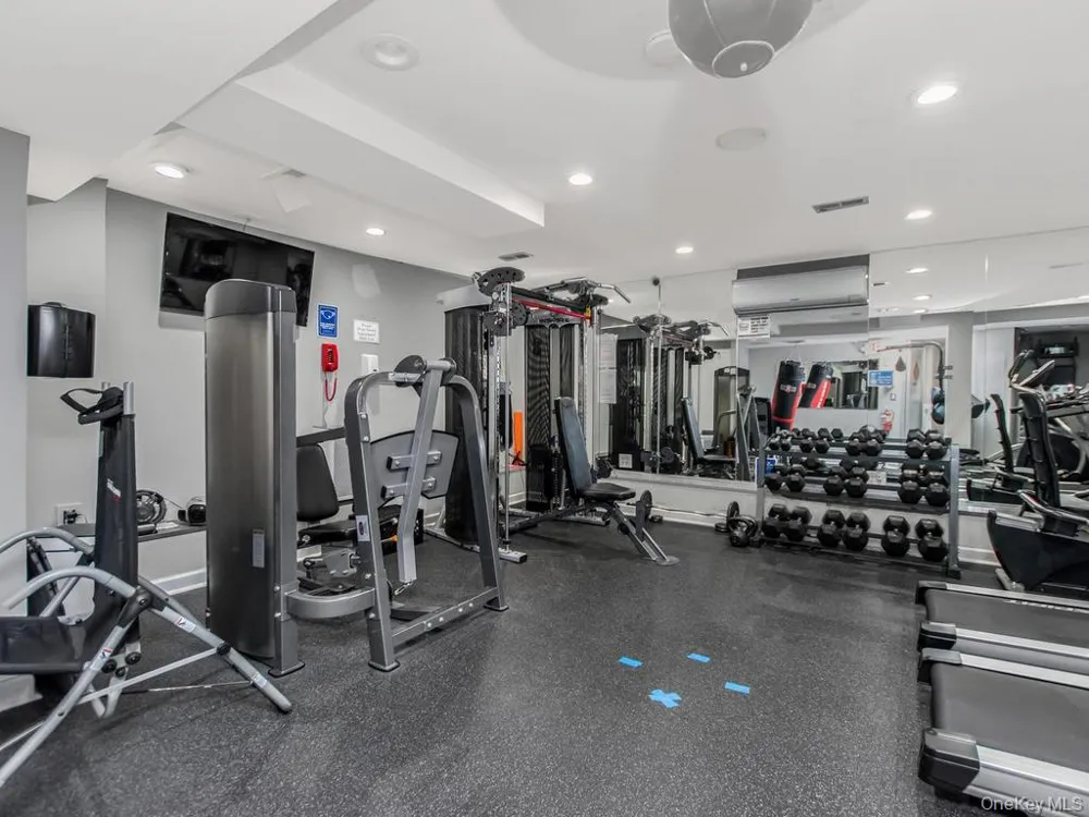 1874 Pelham Parkway S #2P Bronx, NY 10461