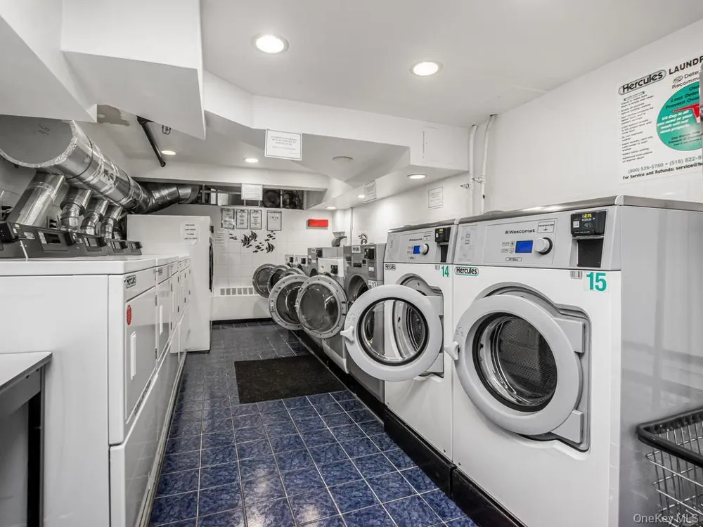 1874 Pelham Parkway S #2P Bronx, NY 10461