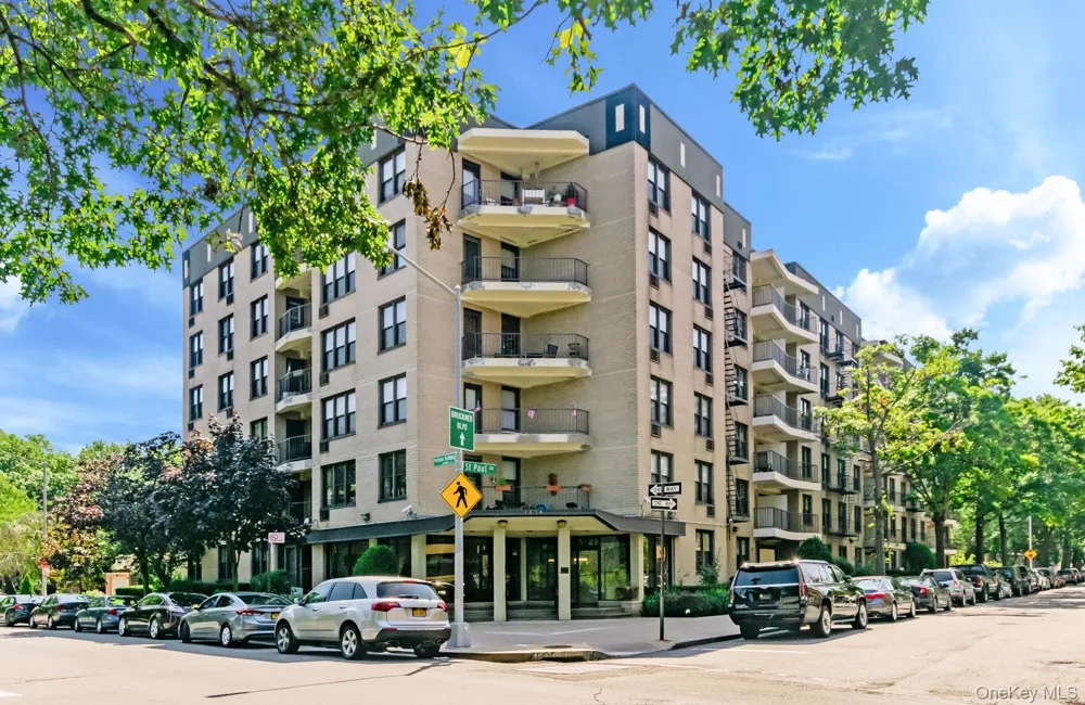1874 Pelham Parkway S #2P Bronx, NY 10461