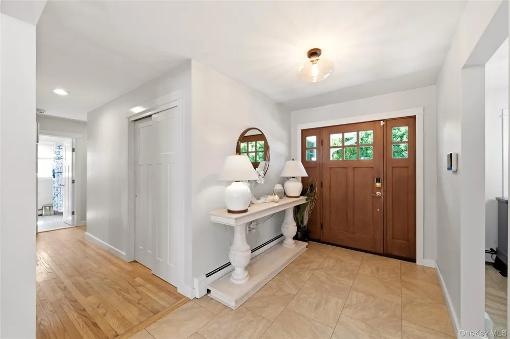 30 Cove Road Huntington, NY 11743