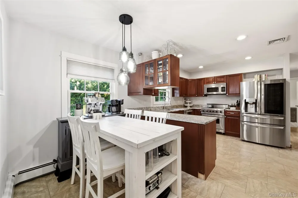 30 Cove Road Huntington, NY 11743