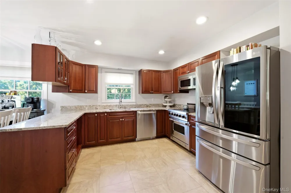 30 Cove Road Huntington, NY 11743