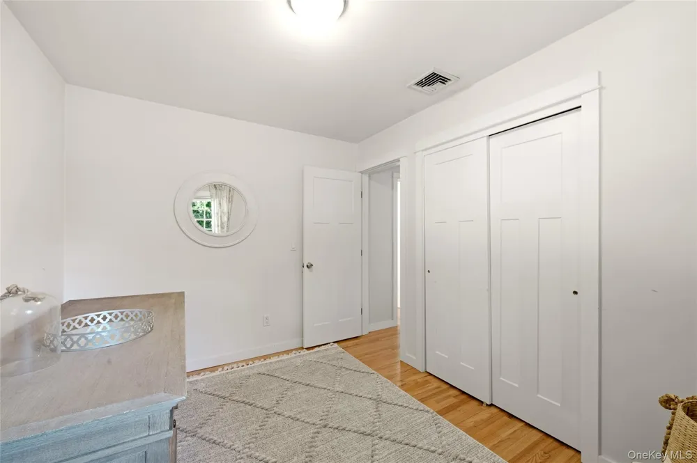 30 Cove Road Huntington, NY 11743