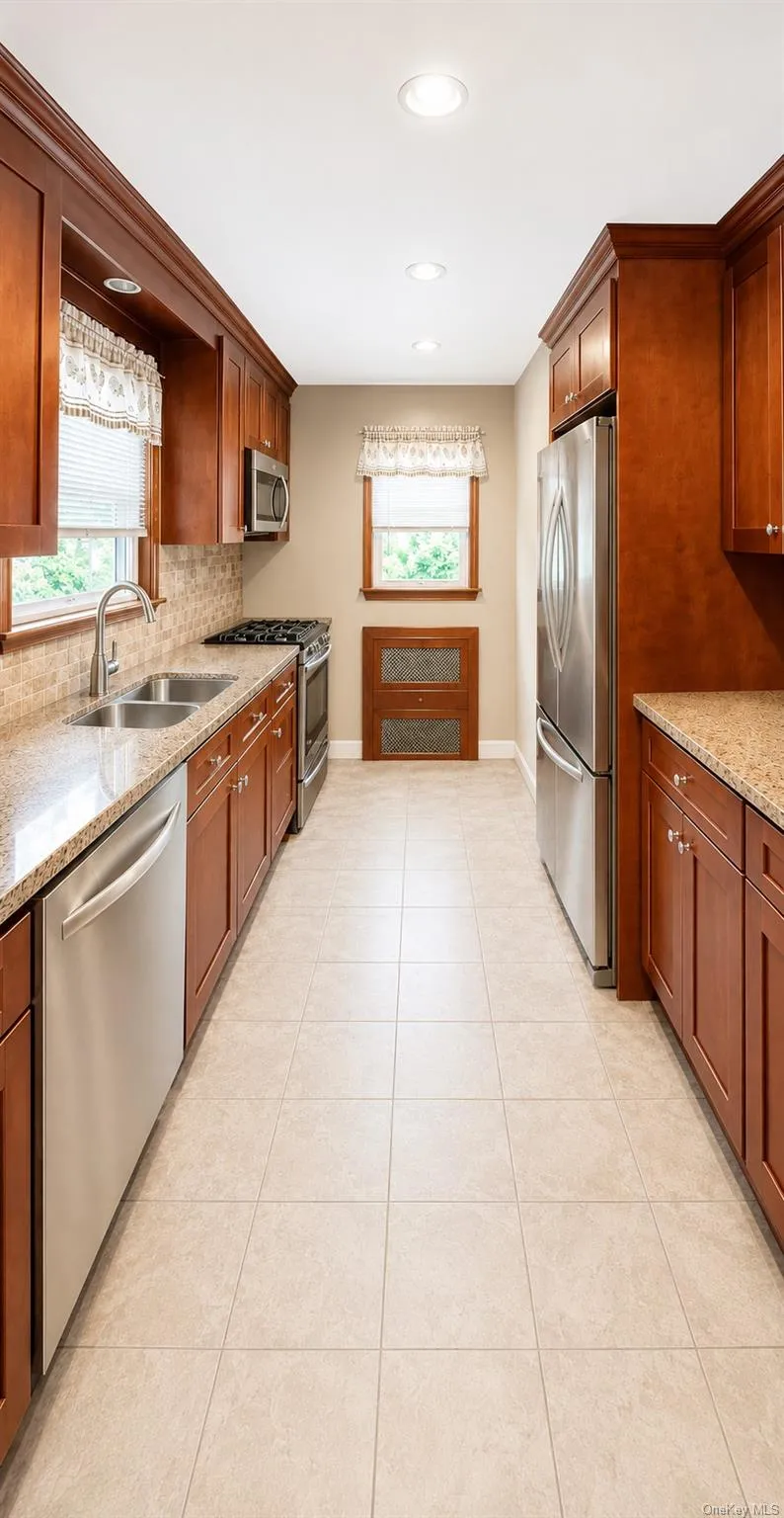 3 School Street Cortlandt Manor, NY 10567