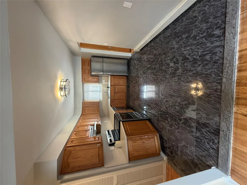 108 Lee Avenue Babylon, NY 11702