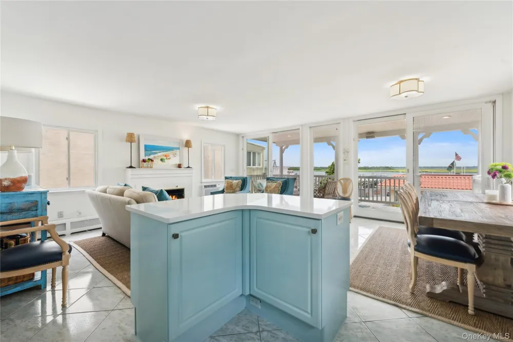 87 Bay Street East Atlantic Beach, NY 11561