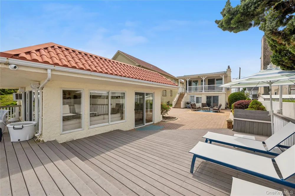 87 Bay Street East Atlantic Beach, NY 11561