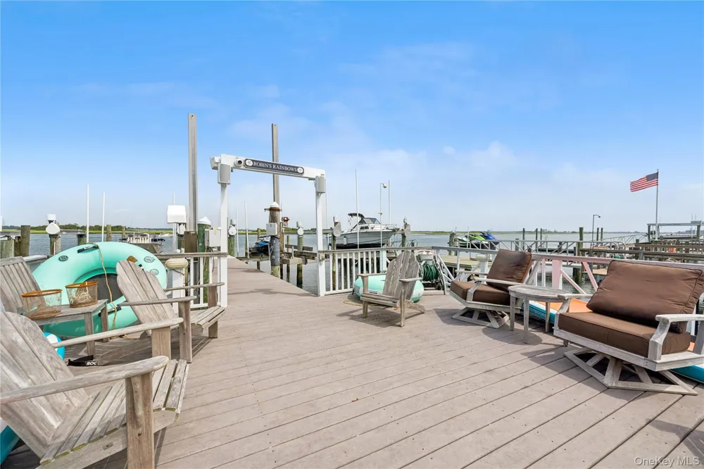 87 Bay Street East Atlantic Beach, NY 11561