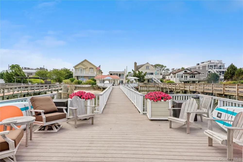 87 Bay Street East Atlantic Beach, NY 11561