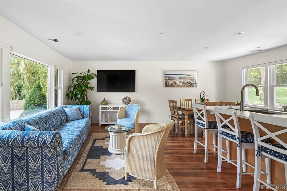 845 County Road 39 Southampton, NY 11968
