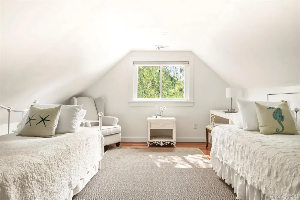 845 County Road 39 Southampton, NY 11968