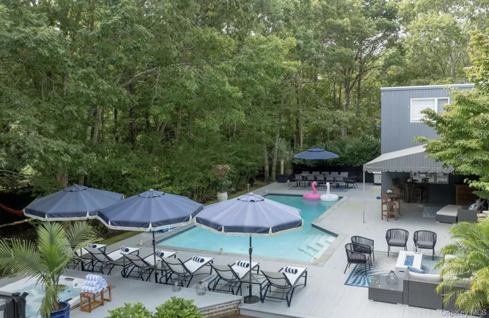 20 Pheasant Run Quogue, NY 11959