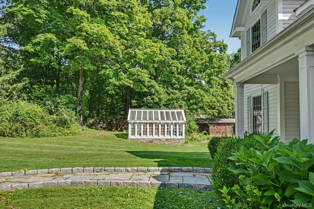 154 Cherry Hill Road Mahopac, NY 10512