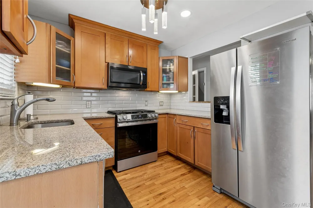 67 Deer Lake Drive North Babylon, NY 11703