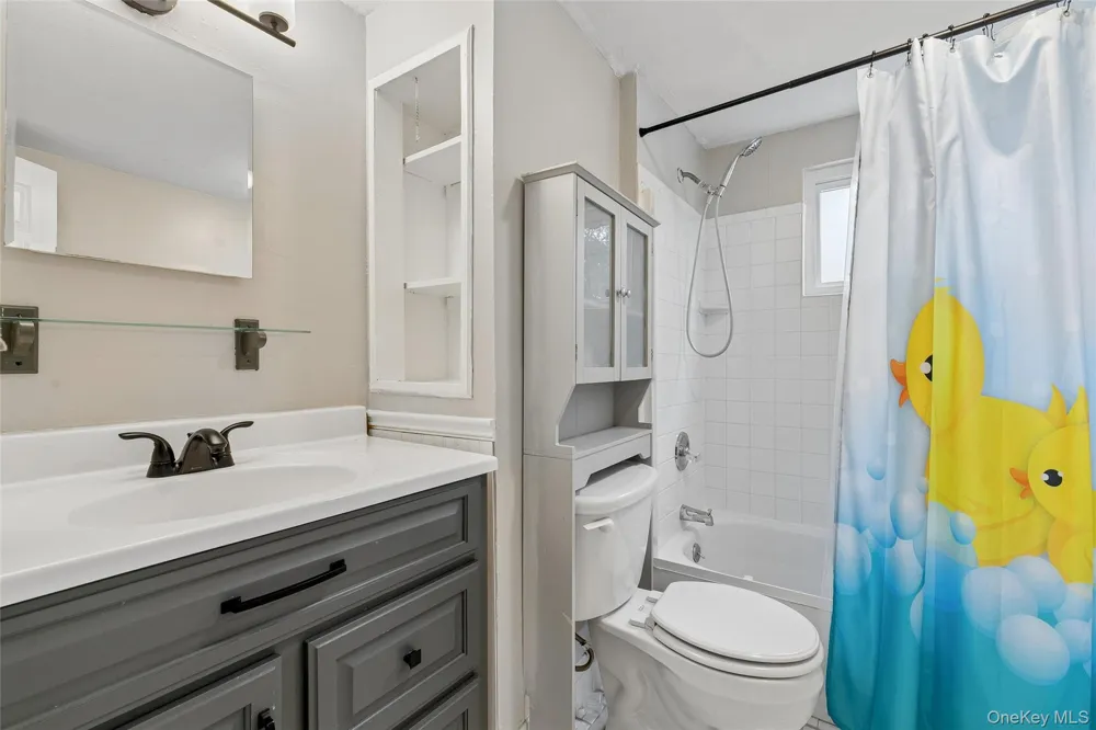 67 Deer Lake Drive North Babylon, NY 11703